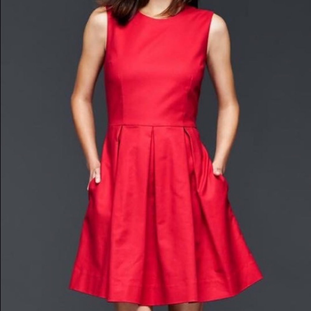 Gap sleeveless fit and flare red dress size 8